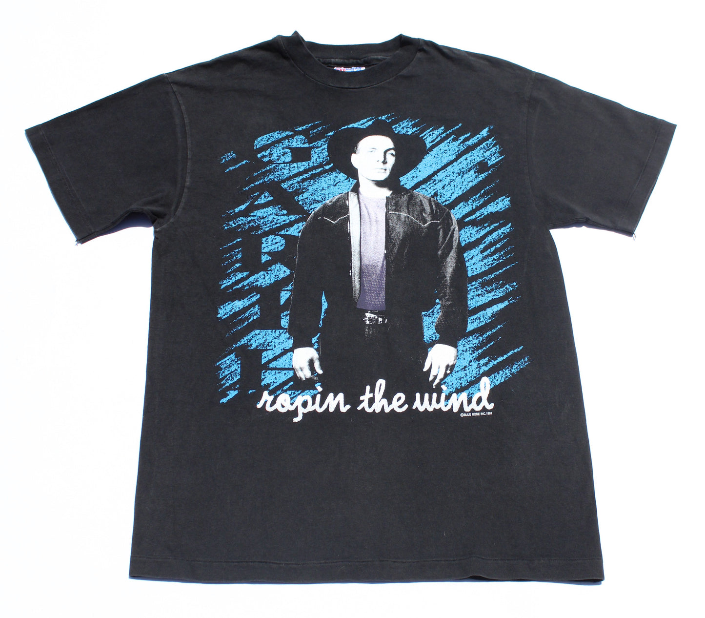 1991 Size Medium Garth Brooks "Ropin' The Wind" Tee Shirt
