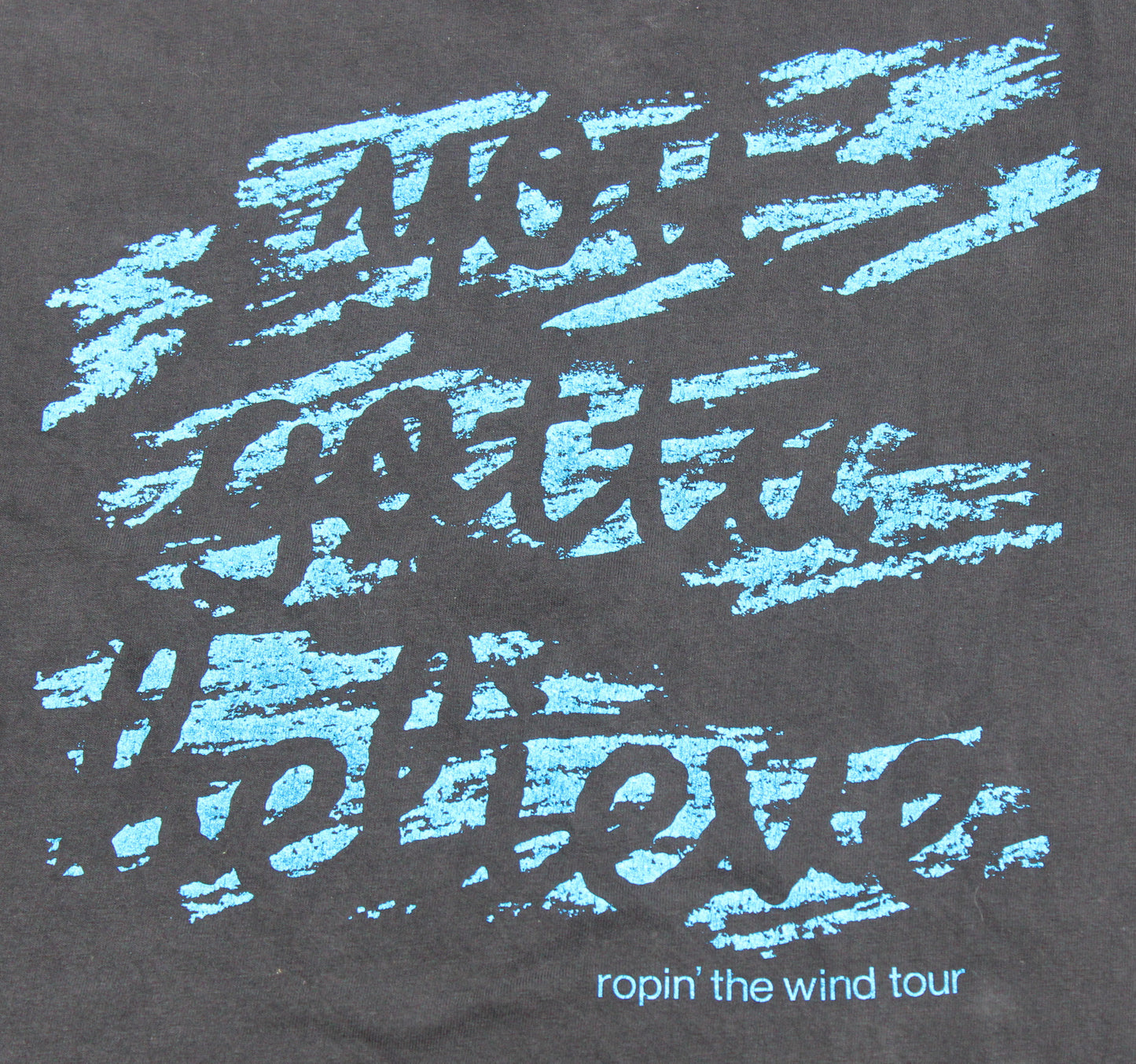 1991 Size Medium Garth Brooks "Ropin' The Wind" Tee Shirt