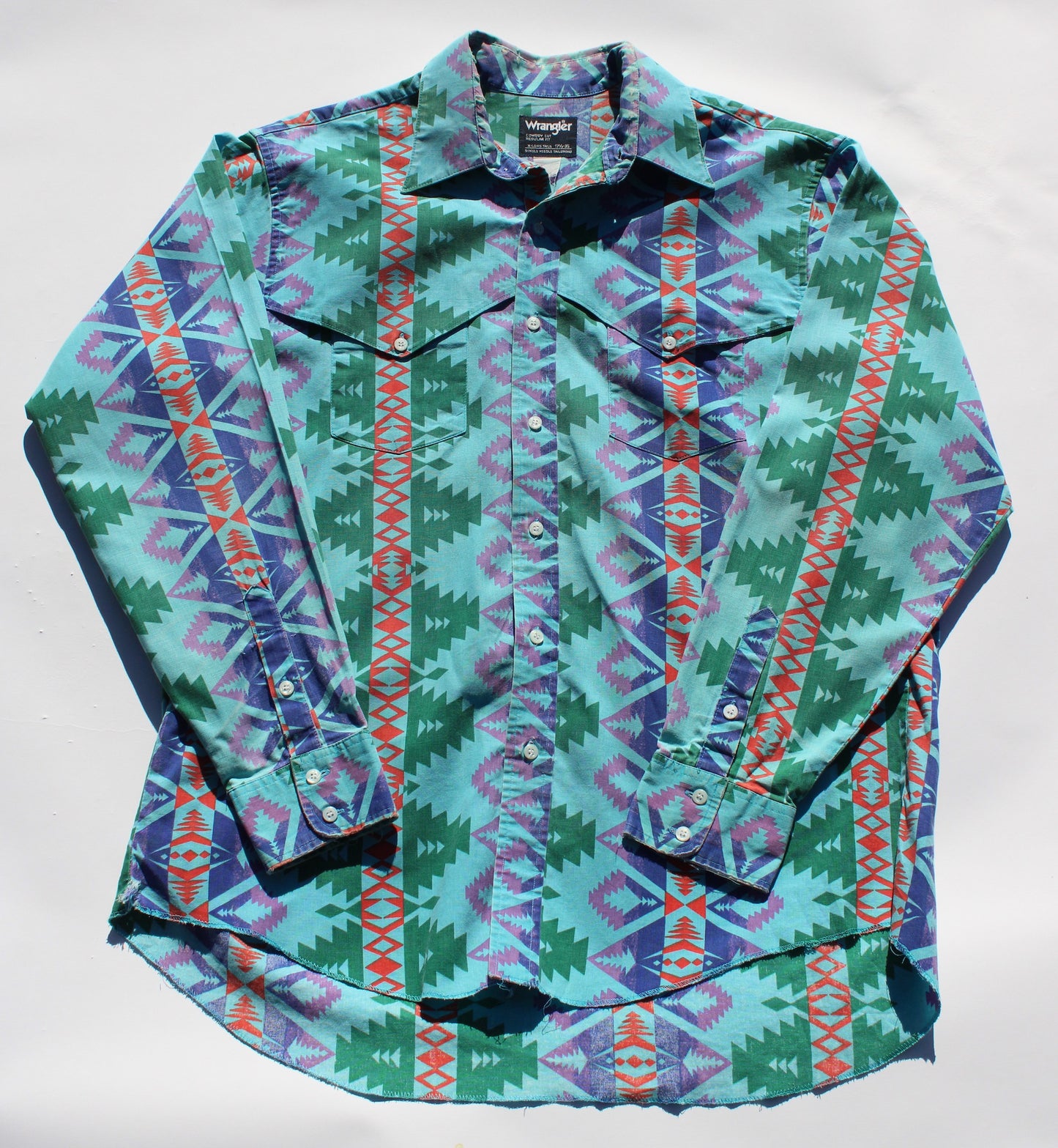 1990's Size XL Wrangler Rodeo Button Up shirt