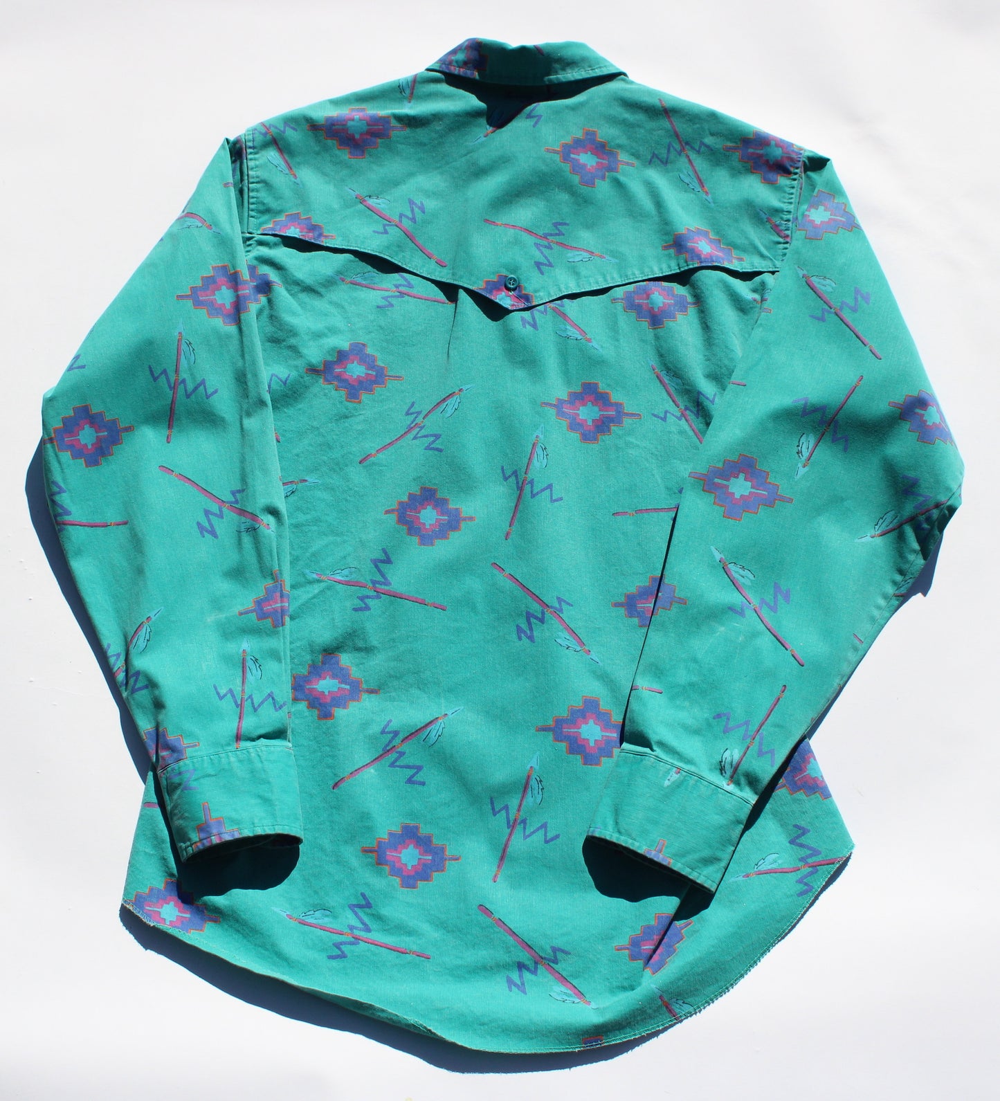 1990's Size Large Wrangler Brushpopper Button Up shirt