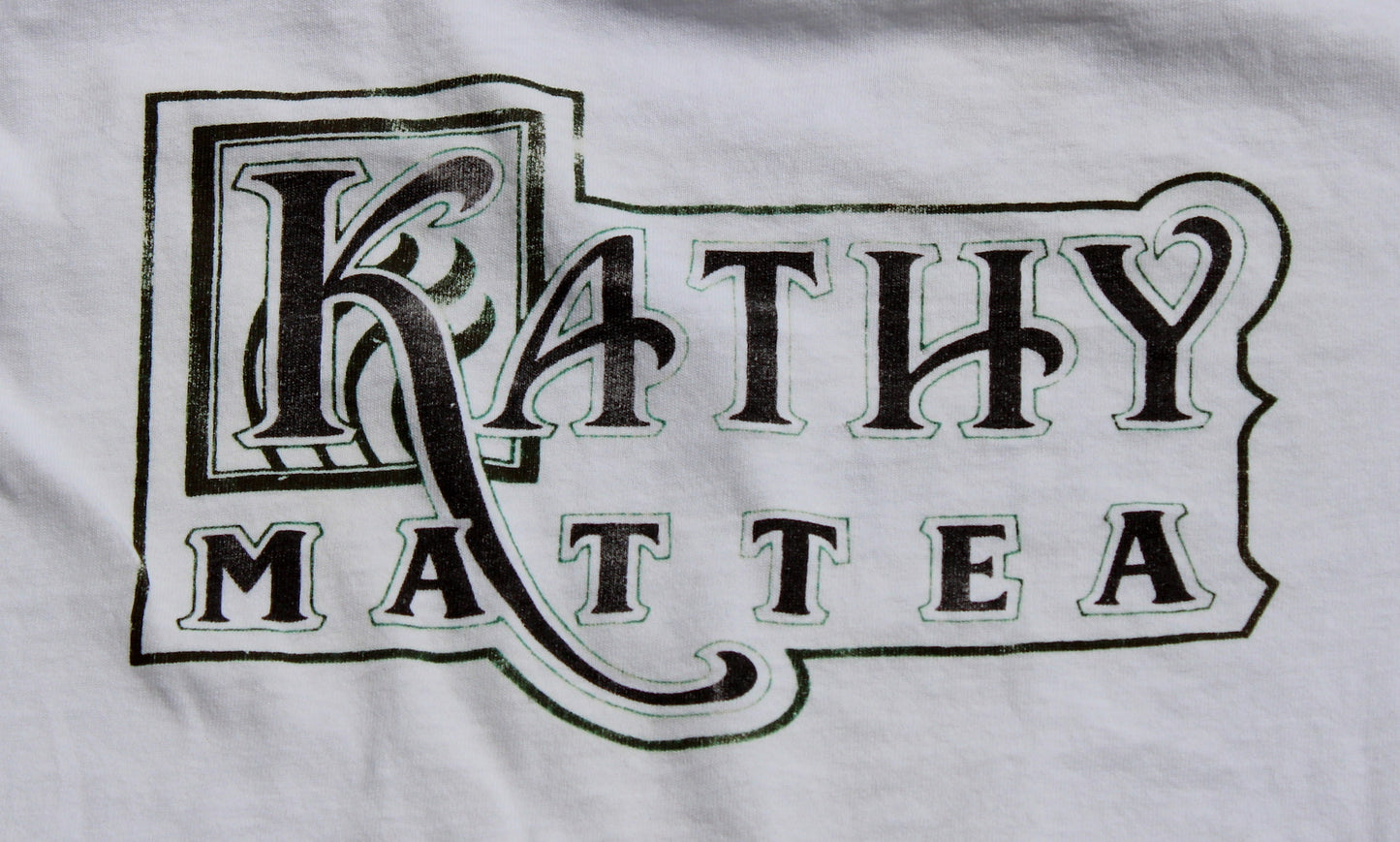 1980's Size Large Kathy Mattea "Face" Tee Shirt