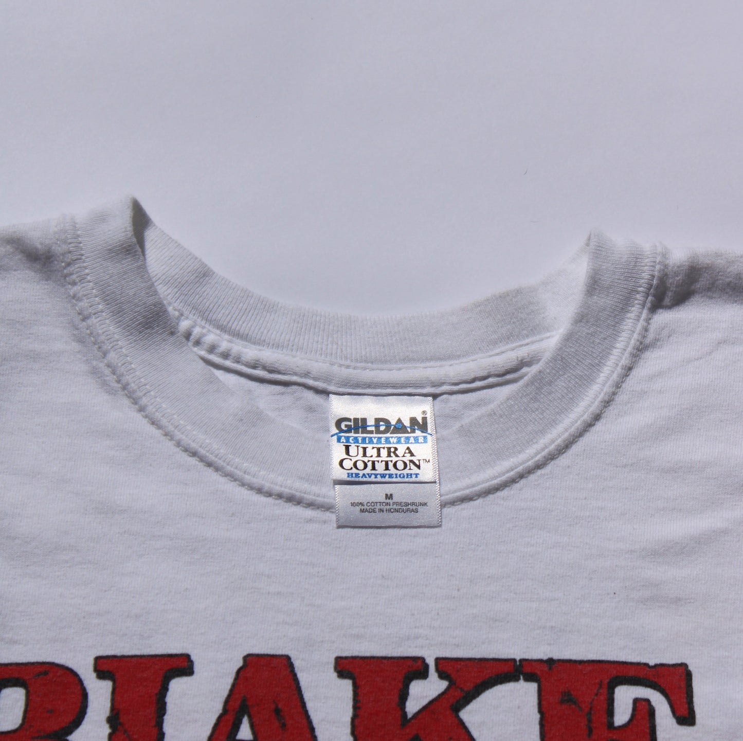 2002 Size Medium Blake Shelton "Ol' Red" Tee Shirt